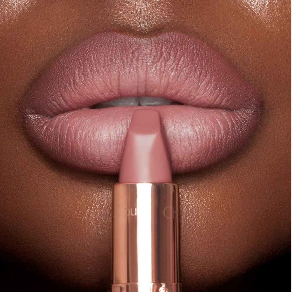 Charlotte Tilbury Matte Lipstick Pillow Talk - Picture 14 of 16